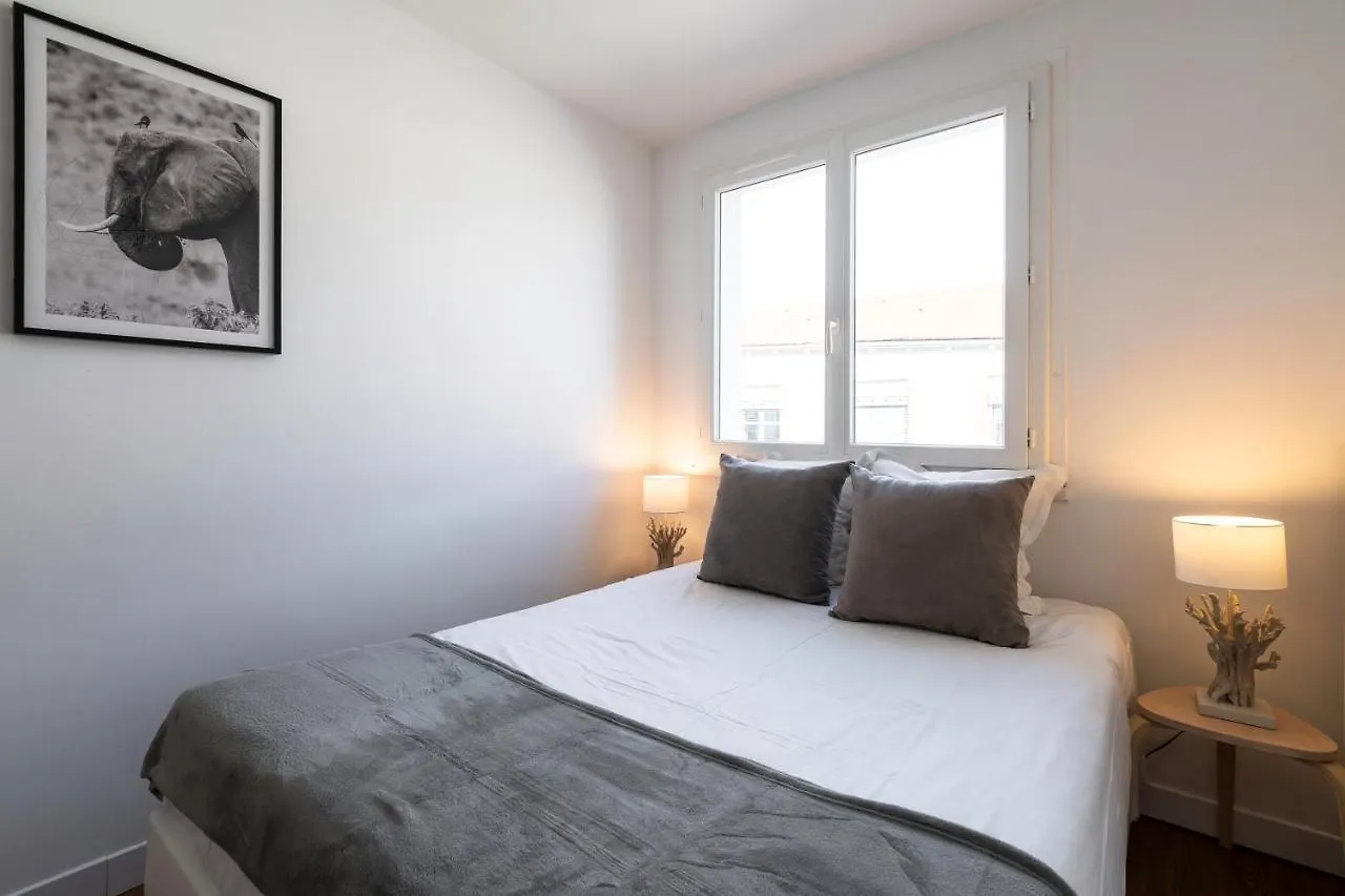 Dormir A Clermont-Ferrand - Safari Apartment